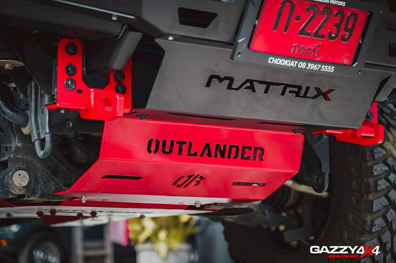 Outlander front bumper and winch detail