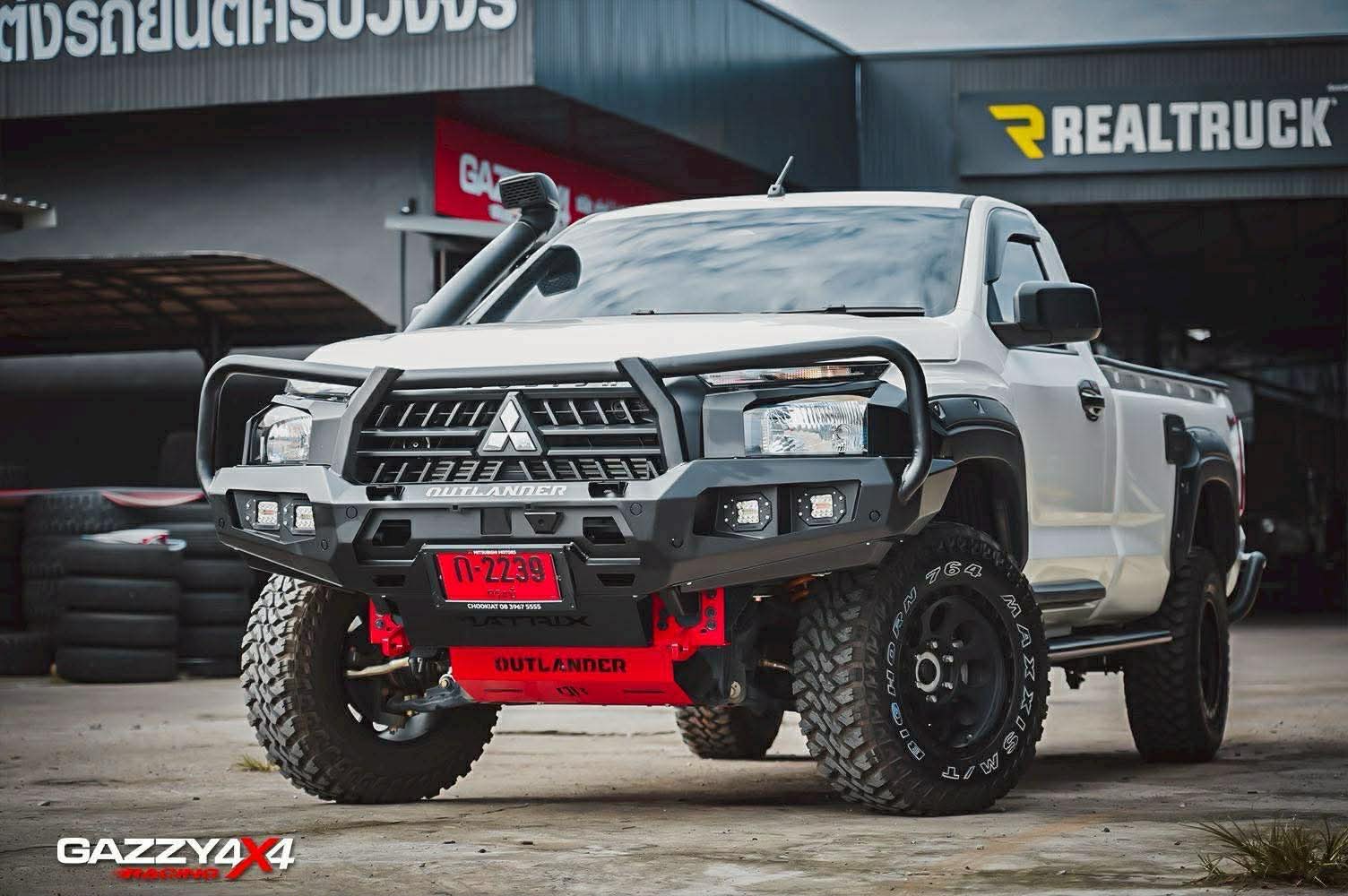 THE BEAST — white Mitsubishi Triton 2.4 off-road build by Gazzy4x4